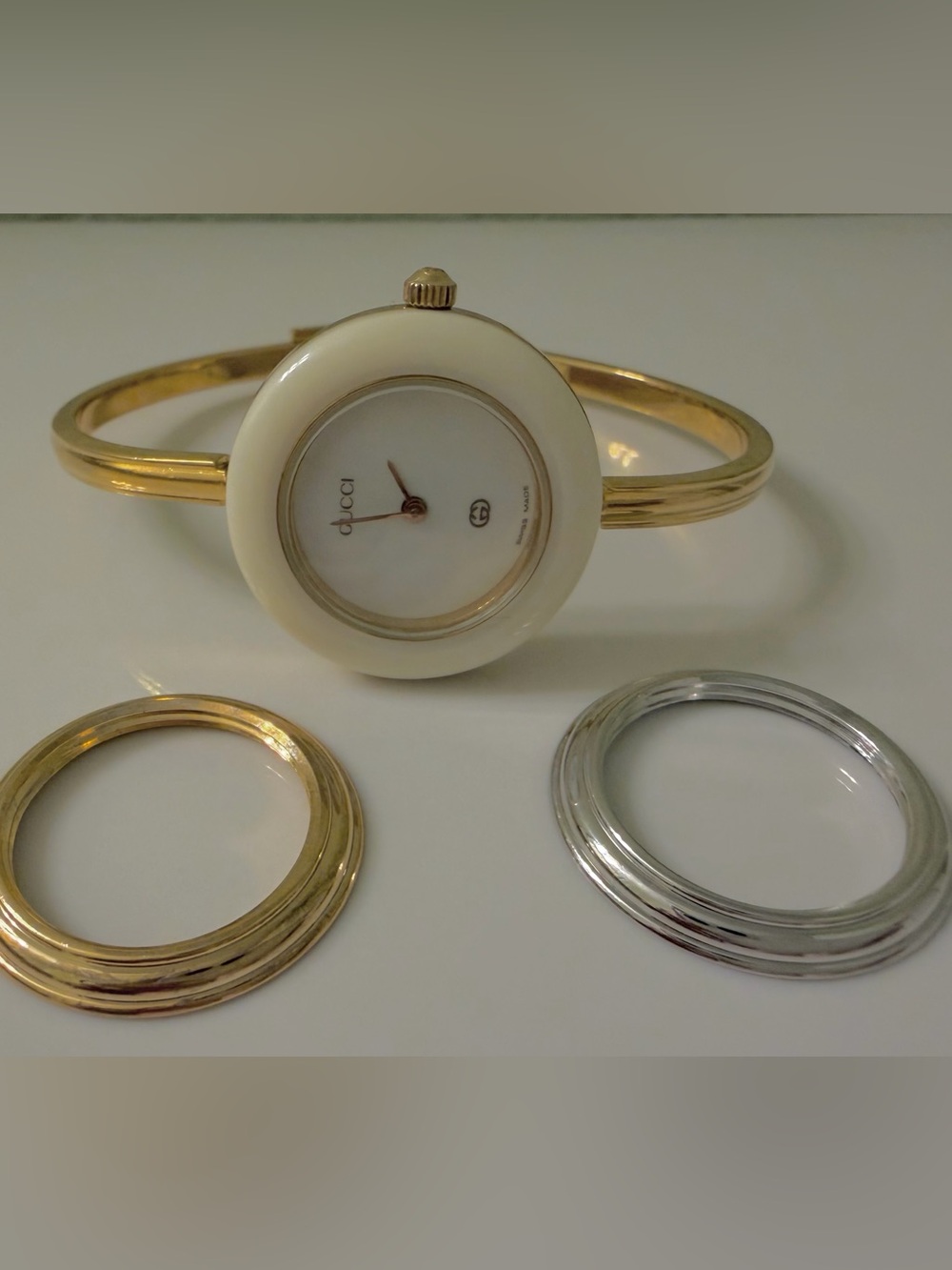 Near mint~Beautiful~Gucci Interchangeable Bezel Bangle Bracelet Watch